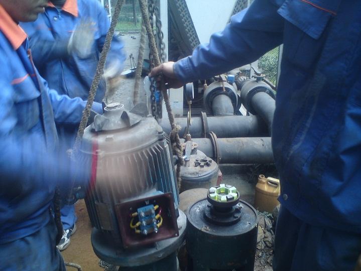 中央空调管道水泵维修